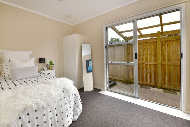 1/25 Edgware Road West Harbour_13