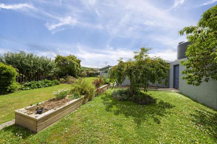 2 Argyle Street Weston_19