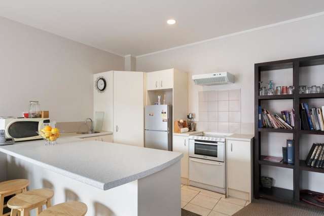 15/166 Waihi Road Judea_3