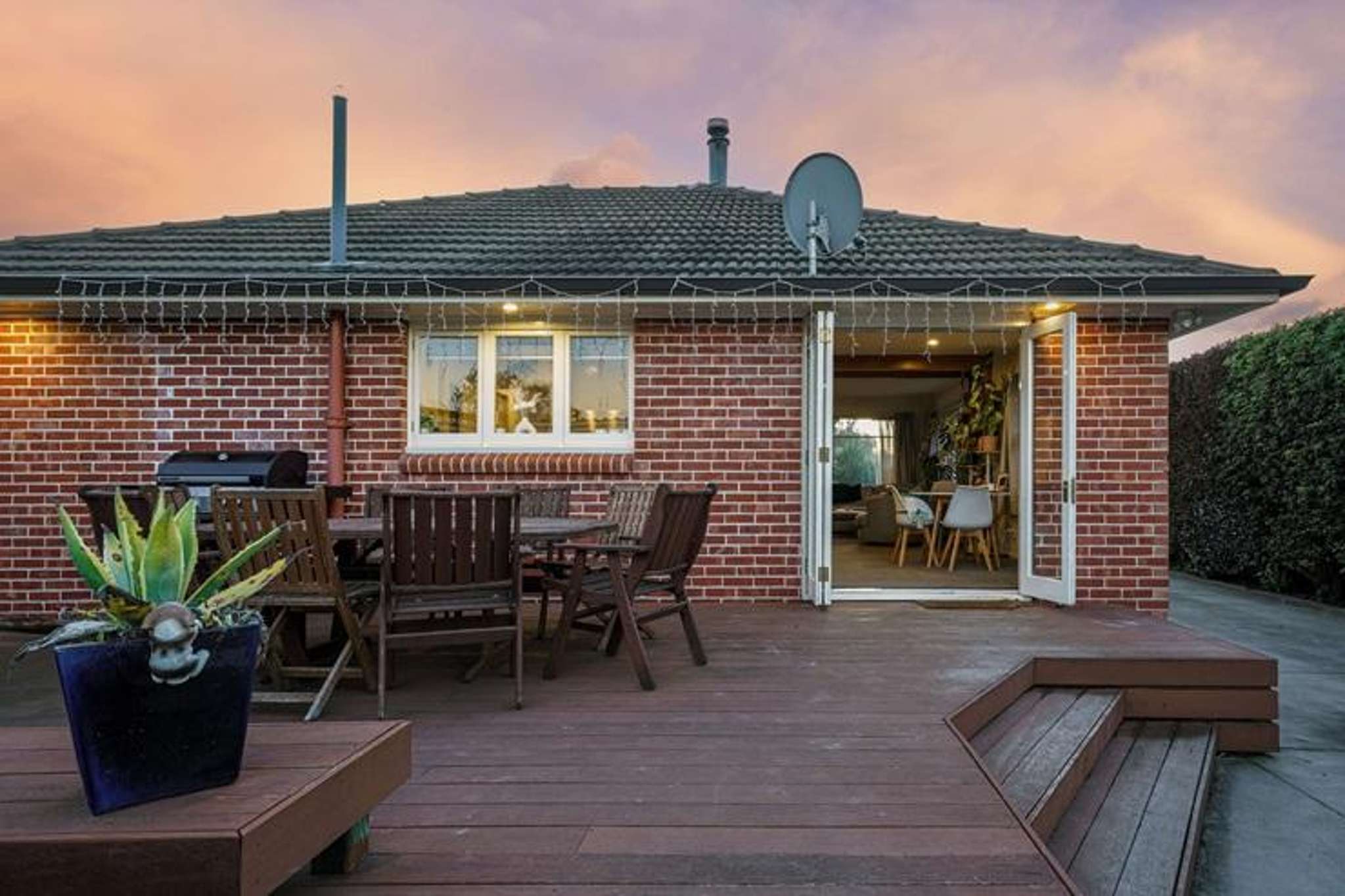 ‘Crazy numbers’: First-time buyers cramming Christchurch auction rooms and open homes