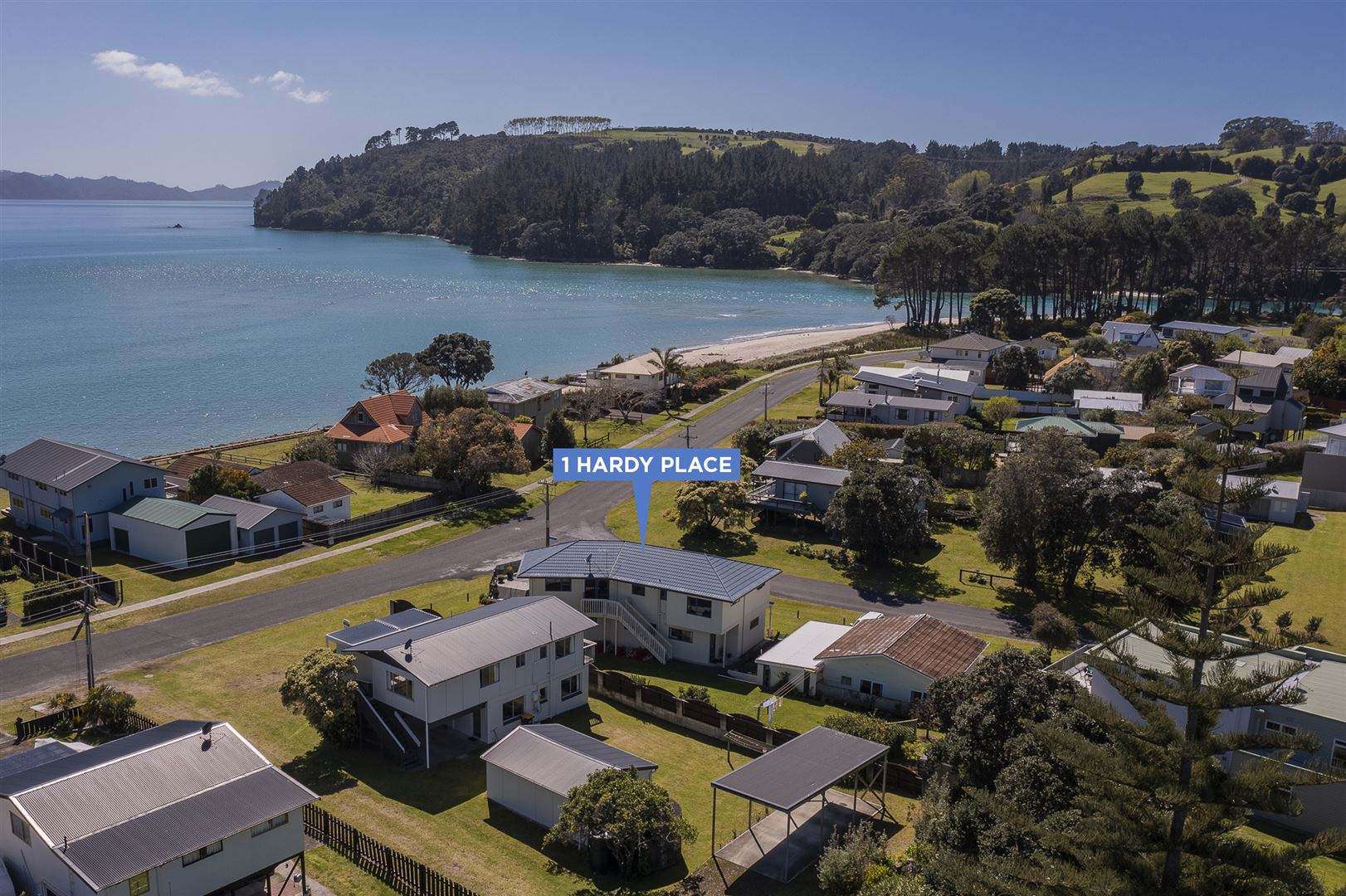 2 Endeavour Place, Cooks Beach, Coromandel