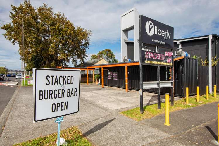 1/116 Richardson Road Mount Albert_22