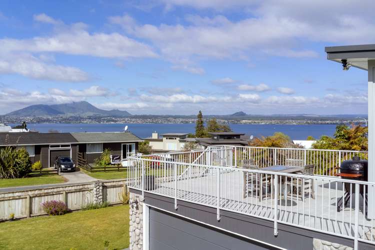 13 Besley Place Acacia Bay_18