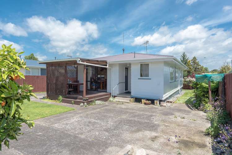 3 Magee Place Chartwell_17