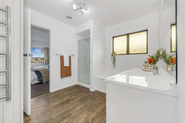 1/70 Mirrabooka Avenue Botany Downs_16