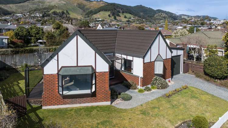 4 Washbourn Drive Richmond_12