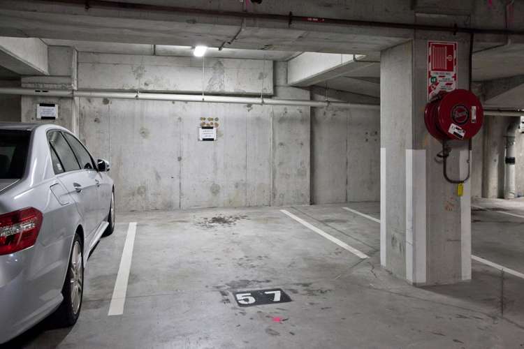 438/35 Hobson Street Auckland Central_14