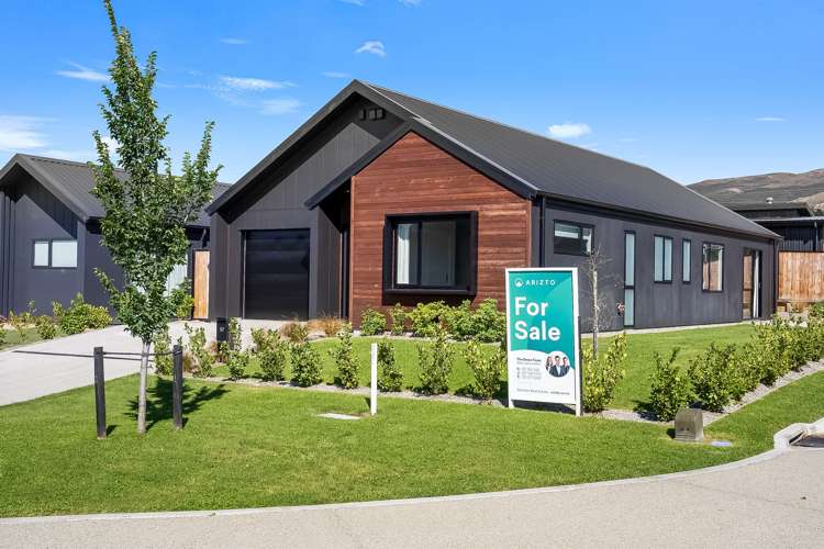 57 Magnum Drive Cromwell_17