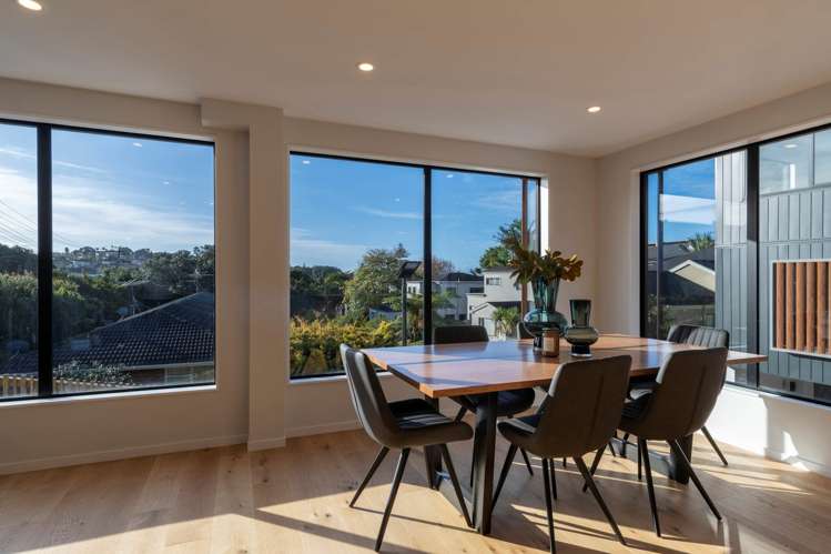 15/403 Beach Road Mairangi Bay_3