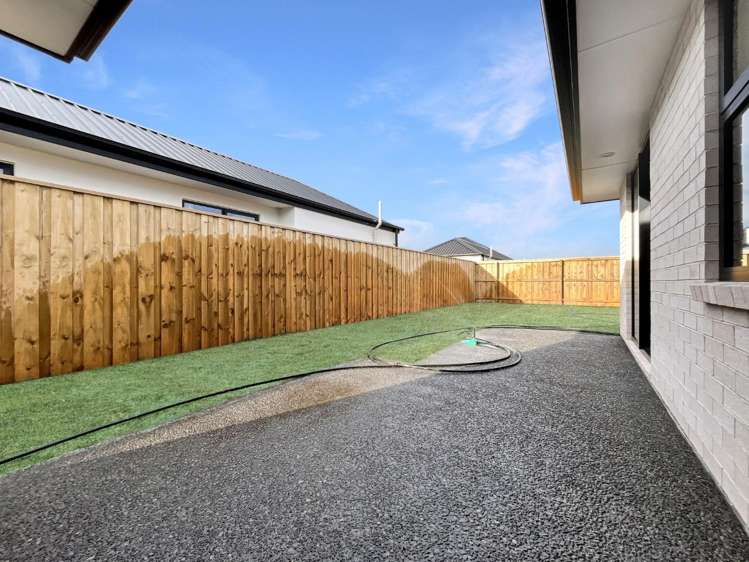 29 Chartreuse Way 11103_16