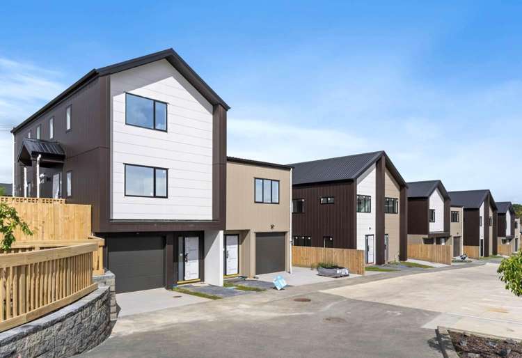 6 Peara Place 11401_13