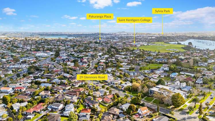 29A Glenmore Road Sunnyhills_25