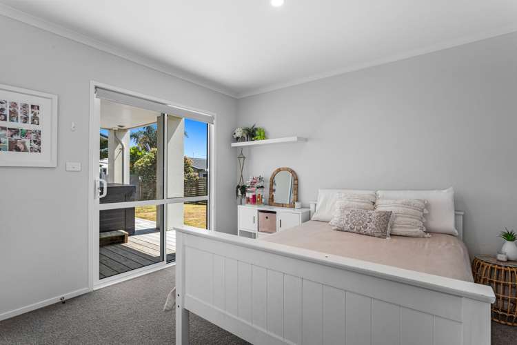 24 Ocean View Road Coastlands_20