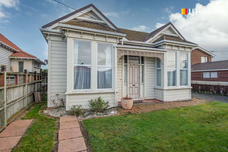 90 Queens Drive_0