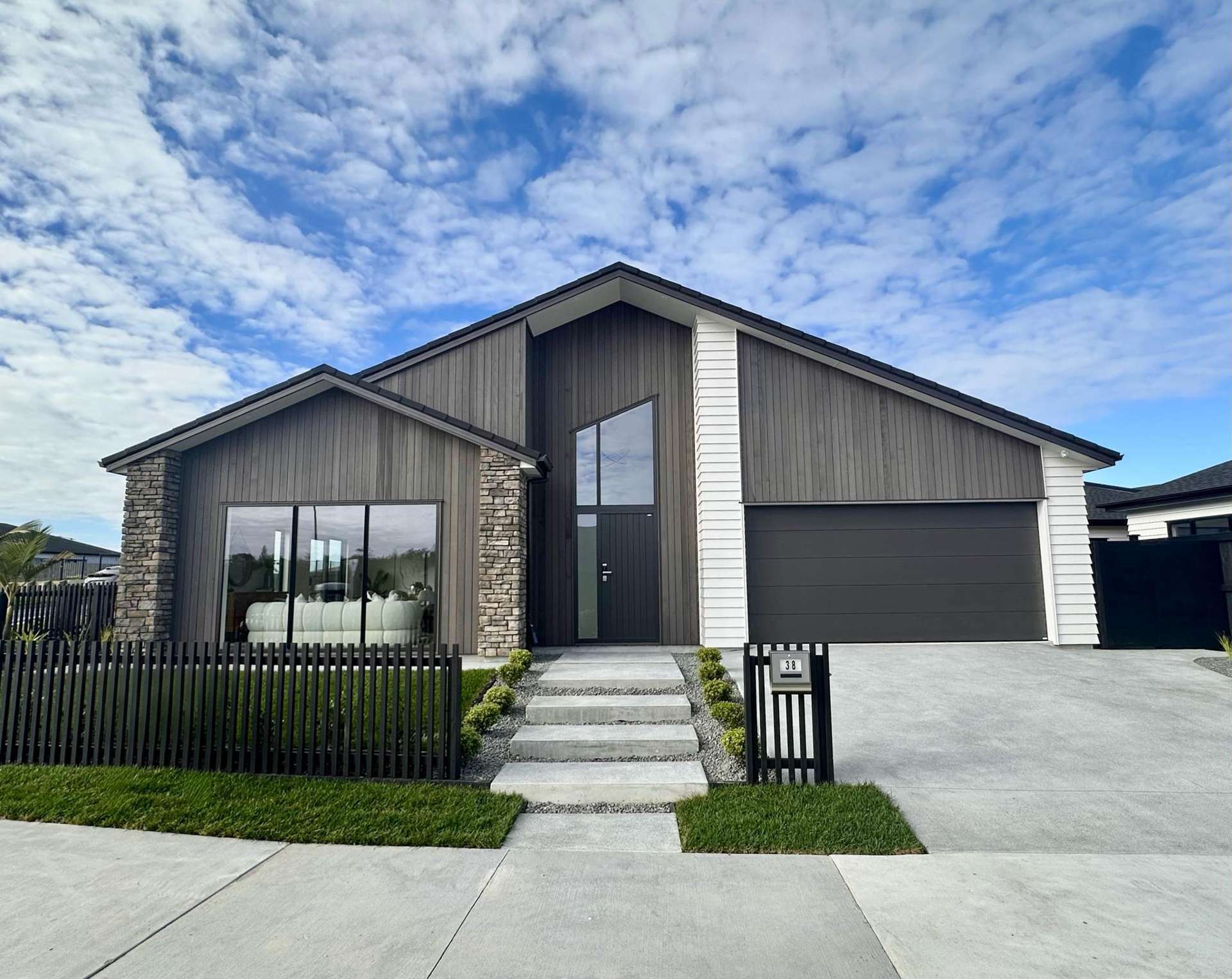 38 Tipu Crescent Milldale_0