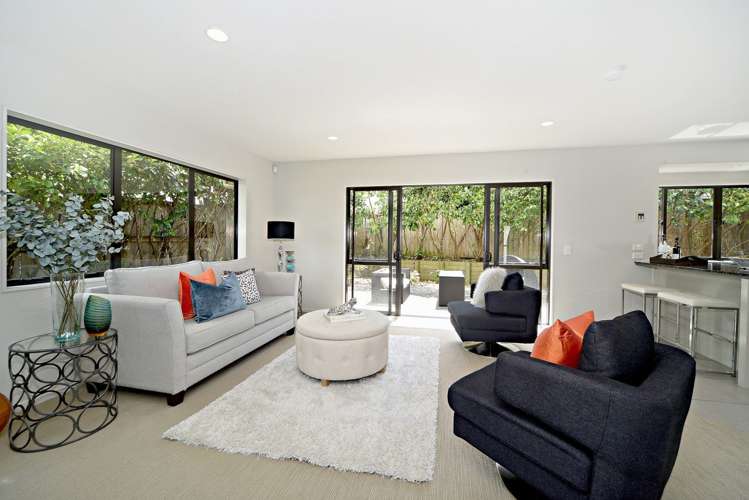 18 Terrasini Drive Flat Bush_6