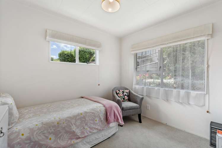 36 Raumati Crescent Onerahi_12