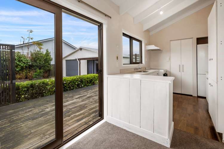 44a Robertson Street Glenholme_9