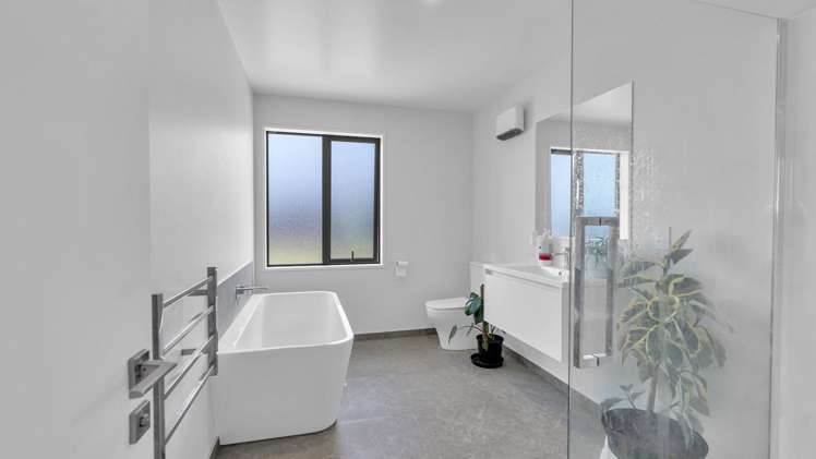 18 Kura Lane Aranui_8