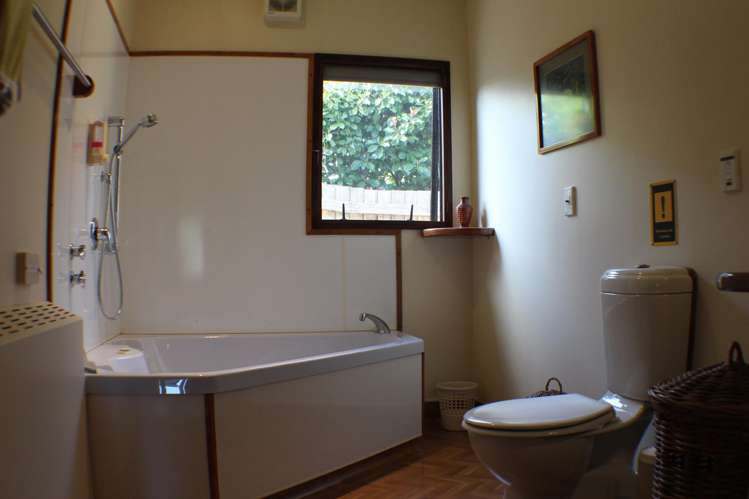 170 Rolleston Street Hokitika_14