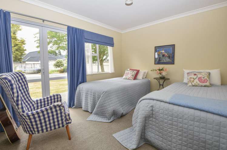 26 Deller Drive Carterton_21