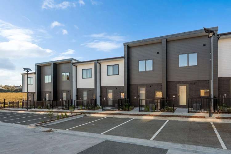 7/10 Ngaroma House Way Hobsonville_0