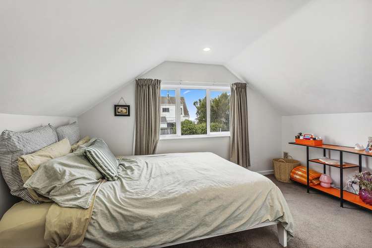 101 Apu Crescent Lyall Bay_9