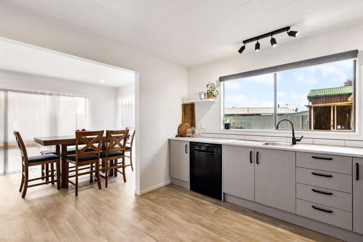 186 Flaxmere Avenue Flaxmere_6