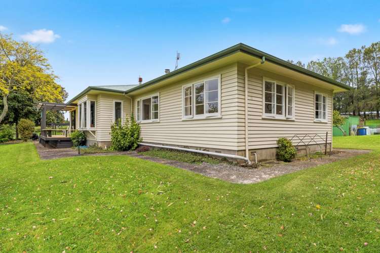 106 Leyland Road Whakamarama_16