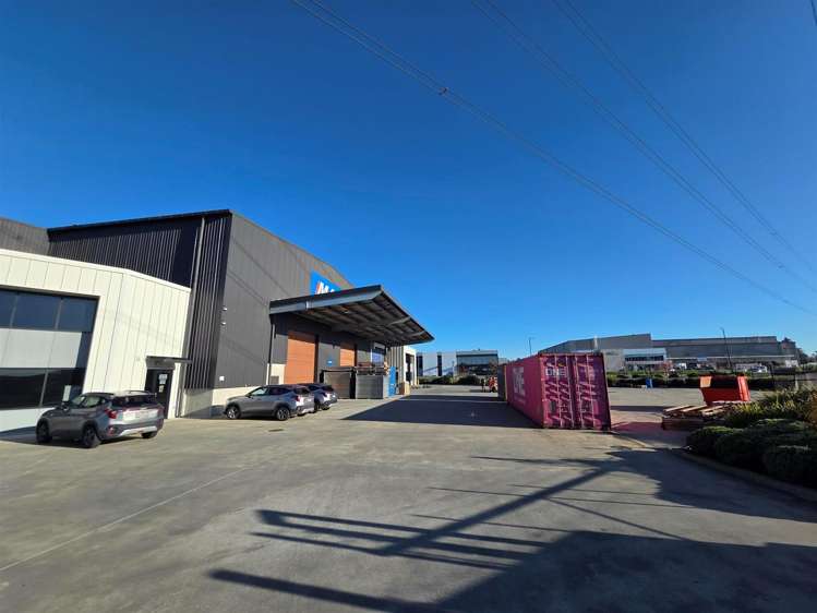 Unit 1, 8 Islington Avenue Islington_5