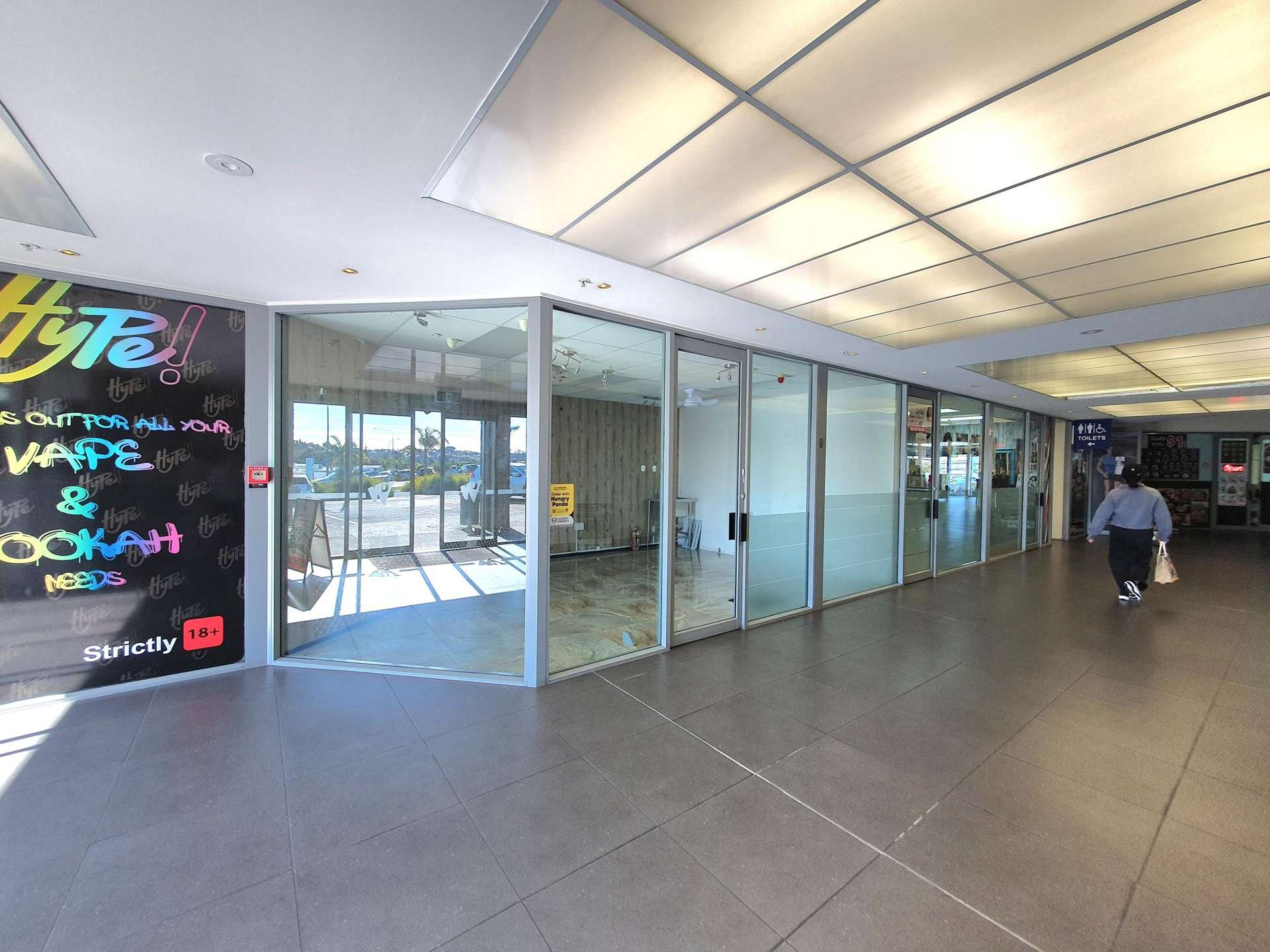 Shop 1/9/160 Wairau Road Wairau Park_0