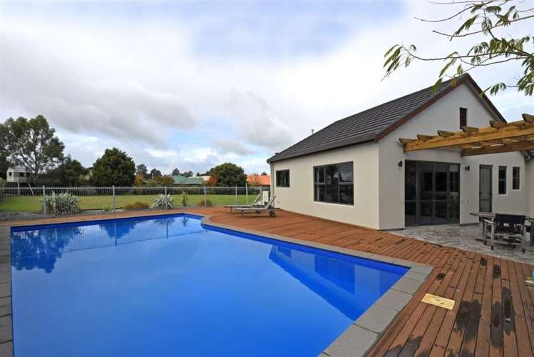 16a William Donald Drive Solway_17