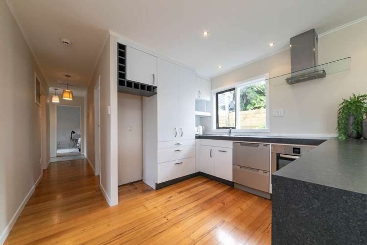 65 Takahe Road Titirangi_5
