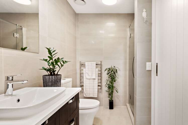 186 Landmark Terrace Orewa_12