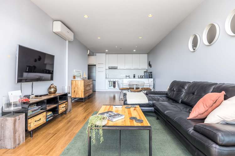 601/18 Beach Road Auckland Central_1