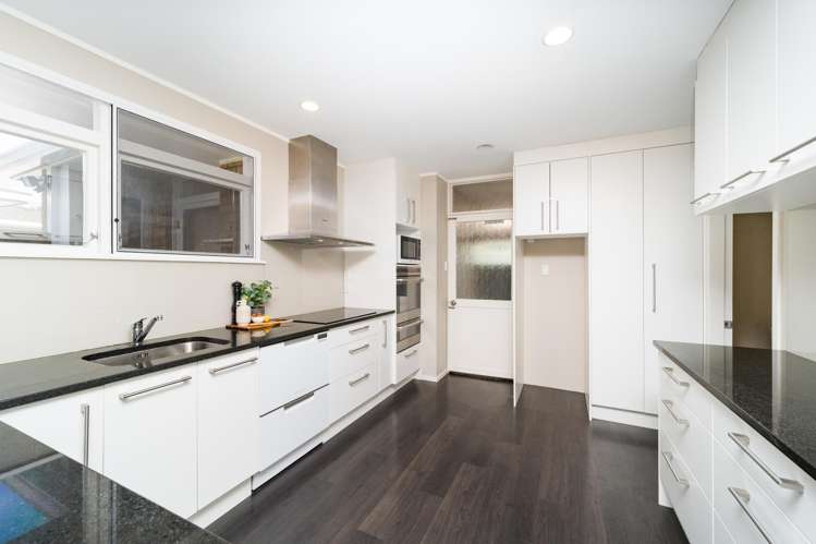 65 Wikiriwhi Crescent_2