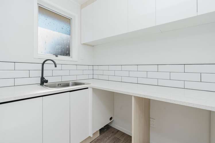 65 Snell Drive Chartwell_13