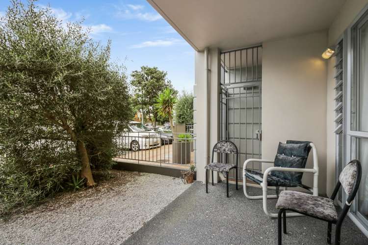 92a Michael Jones Drive Flat Bush_8