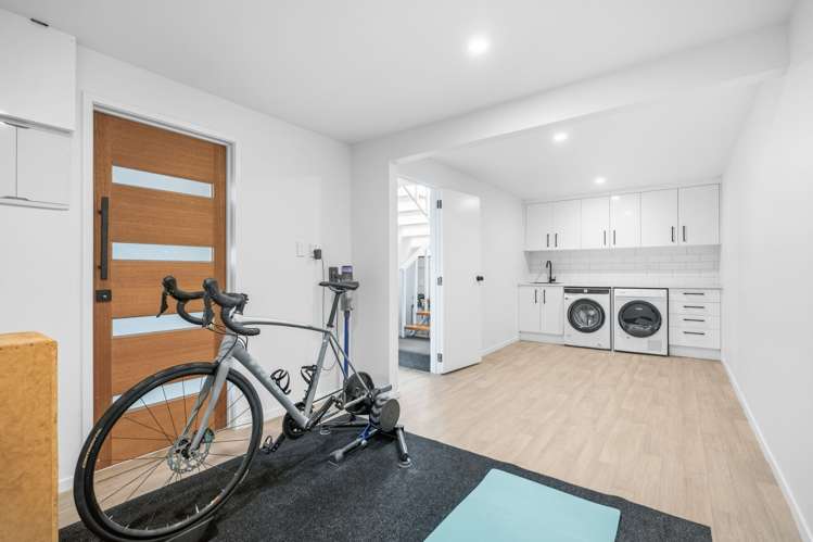 6 Brouder Place Hillpark_14