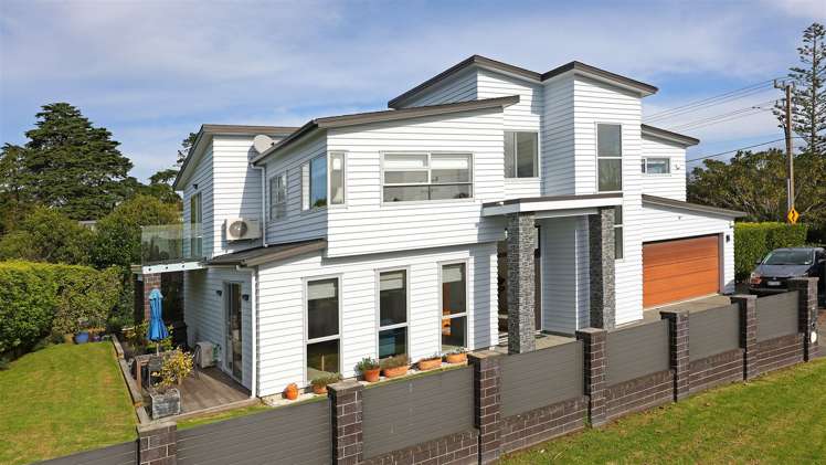 114 Lake Panorama Drive Henderson Valley_42