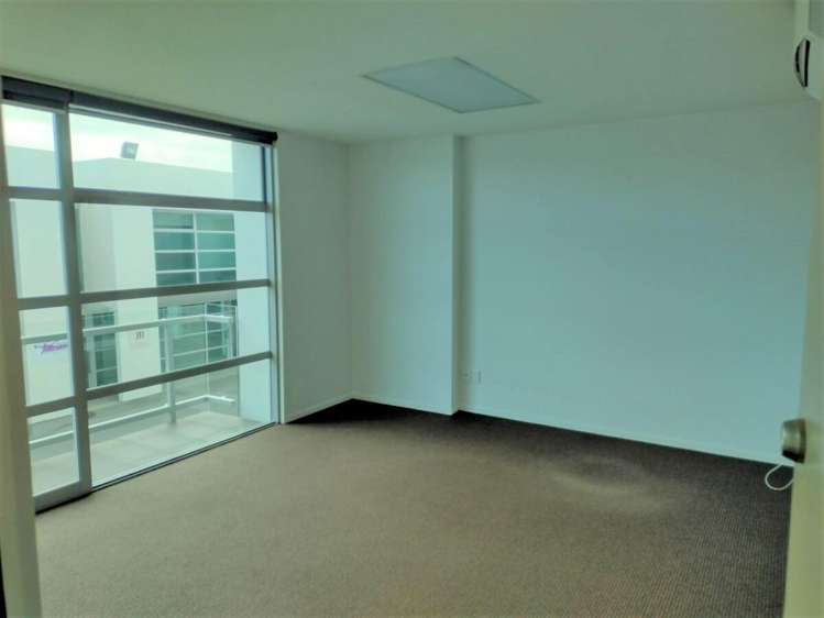 Unit 6, 211 Ferry Road Waltham_8