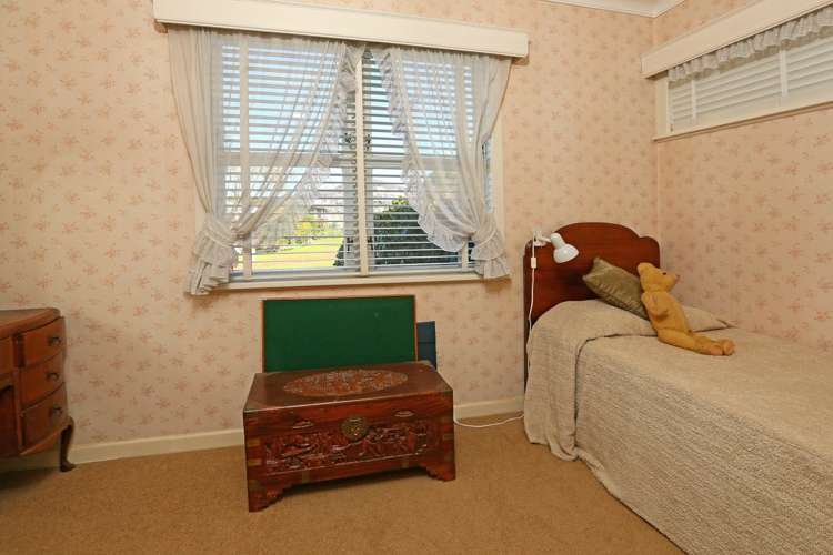 69 Tirimoana Road Te Atatu South_13