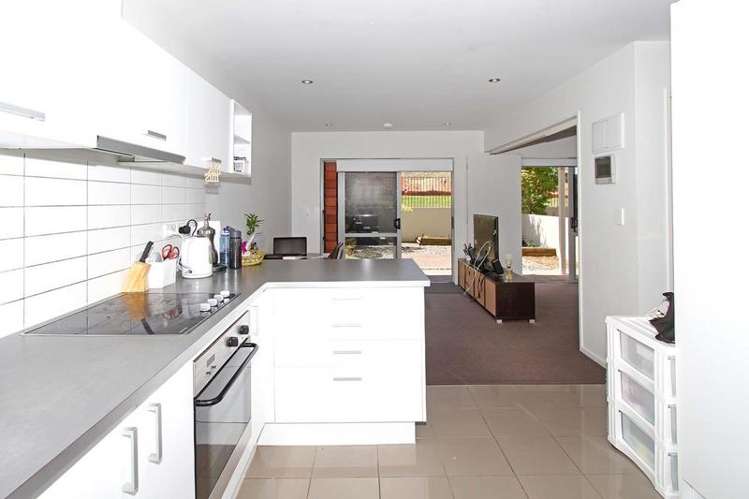 C2/71 Spencer Road Oteha_8