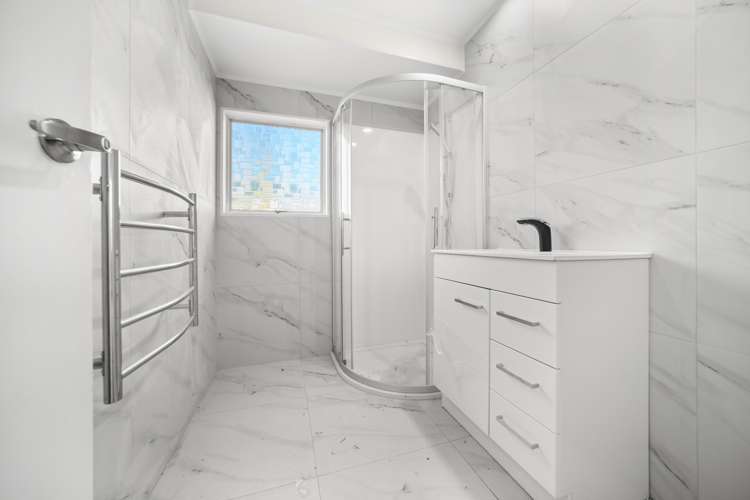 36 Frobisher Way Clendon Park_15