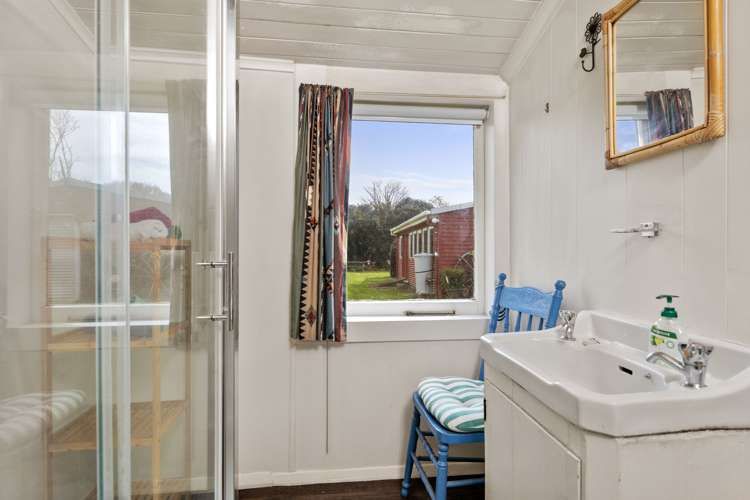 186 High Street South Carterton_13