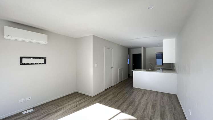 25/137 Hall Avenue 10683_2