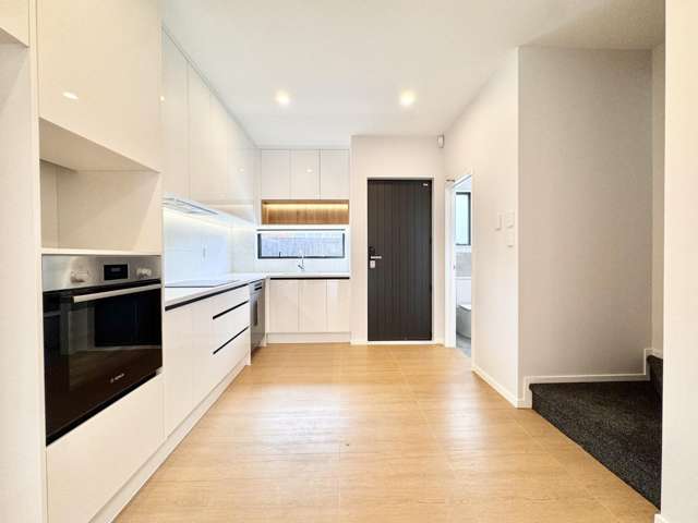 10/72 Taikata 1801_1