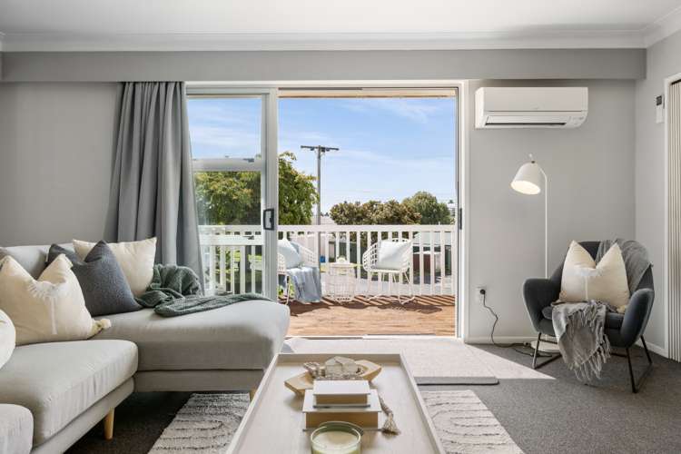 42 Matua Road Matua_6