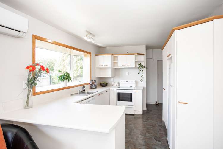 67 Moffat Drive Lincoln_7