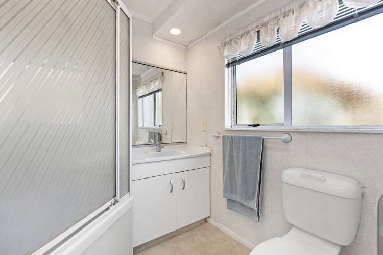 15a Peachgrove Road Hamilton East_13